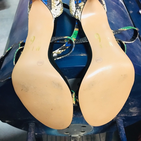 No.6 Moxi - Picture 3 of 3